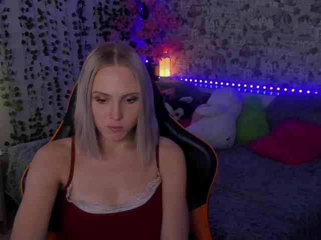 GinaGinaLove webcam