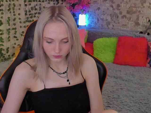 GinaGinaLove webcam