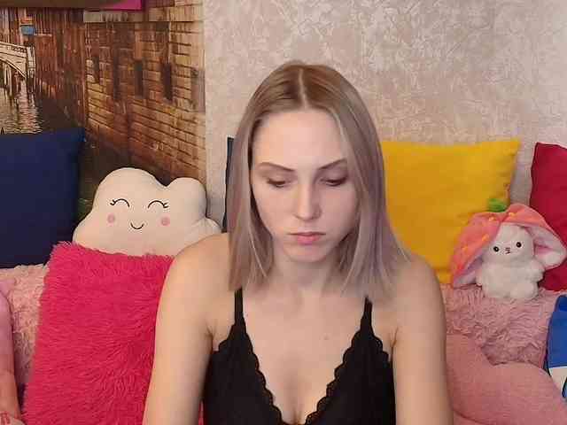 GinaGinaLove webcam