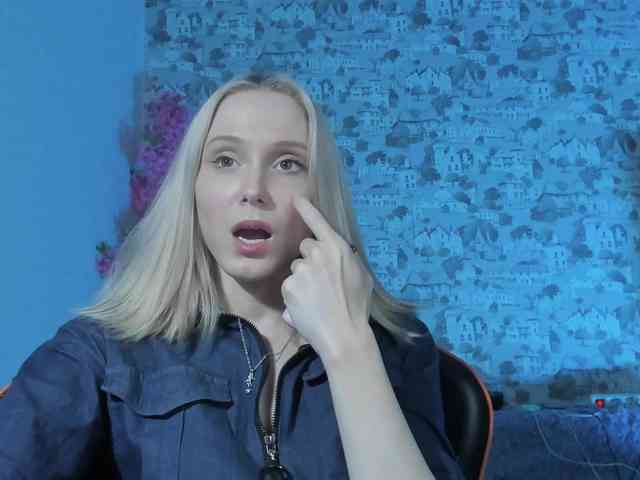 GinaGinaLove webcam