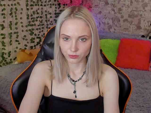 GinaGinaLove webcam