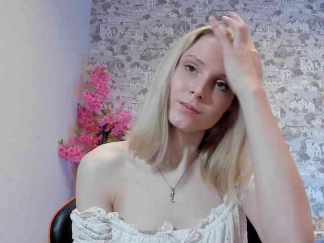 GinaGinaLove webcam
