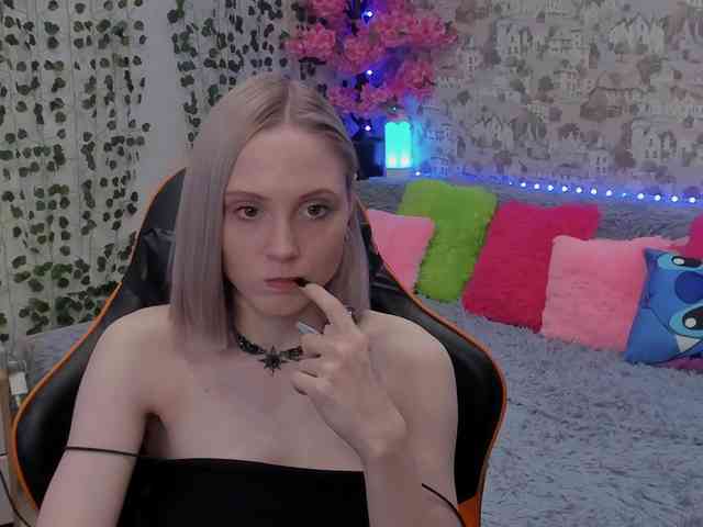 GinaGinaLove webcam