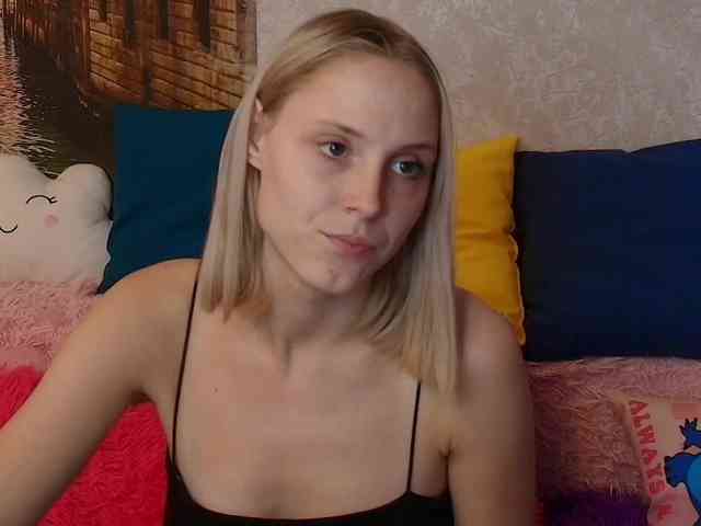 GinaGinaLove webcam