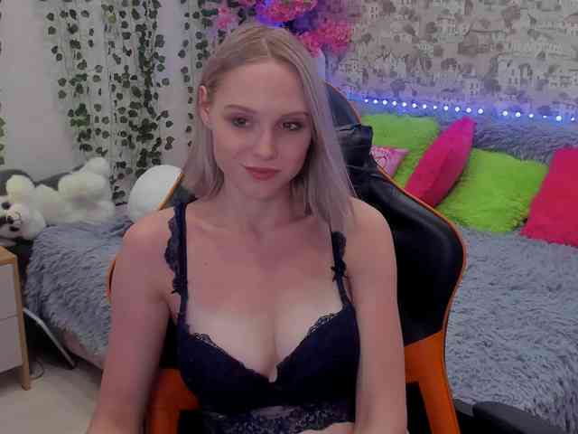 GinaGinaLove webcam