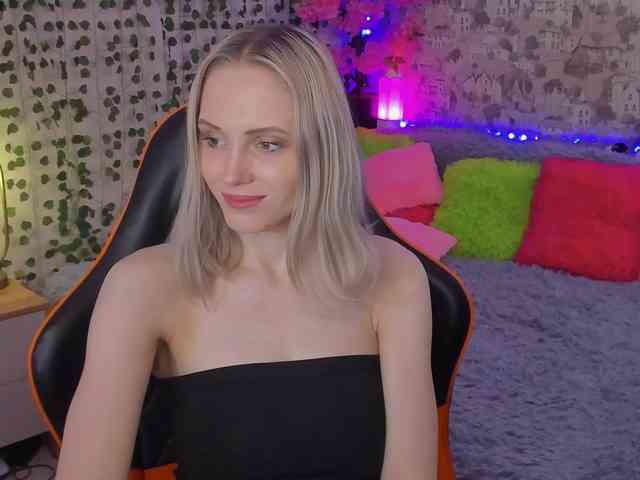 GinaGinaLove webcam