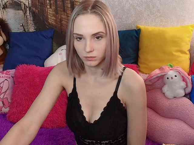 GinaGinaLove webcam