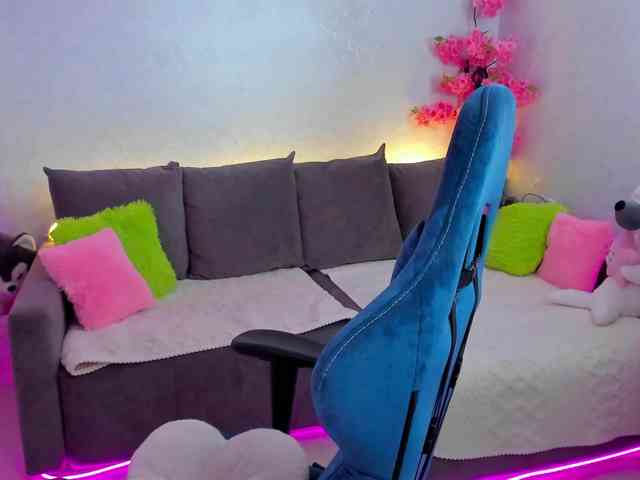 GinaGinaLove webcam