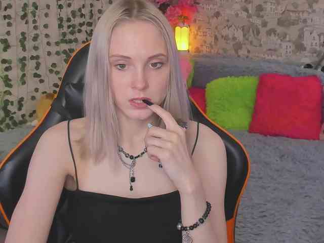 GinaGinaLove webcam