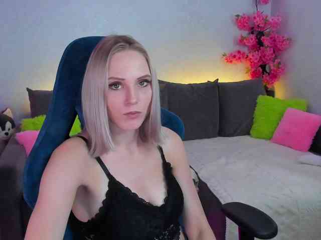 GinaGinaLove webcam