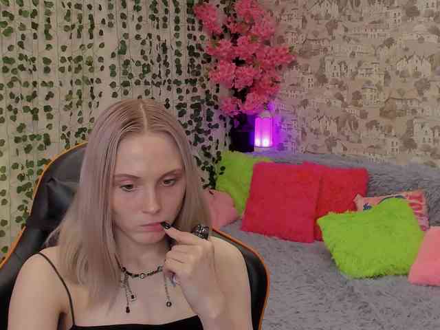 GinaGinaLove webcam