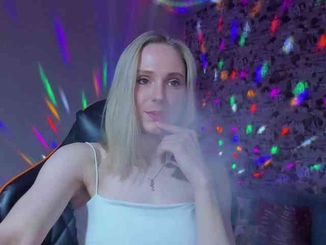 GinaGinaLove webcam