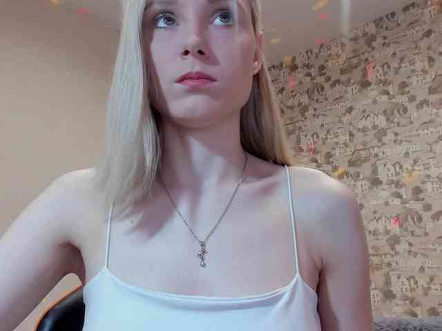 GinaGinaLove webcam