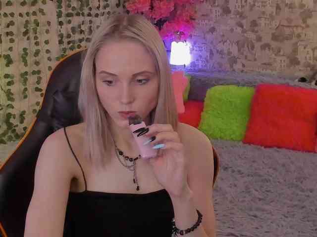 GinaGinaLove webcam