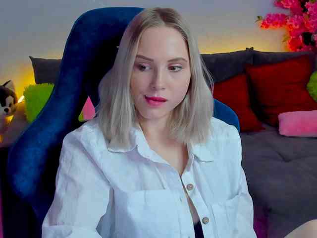 GinaGinaLove webcam