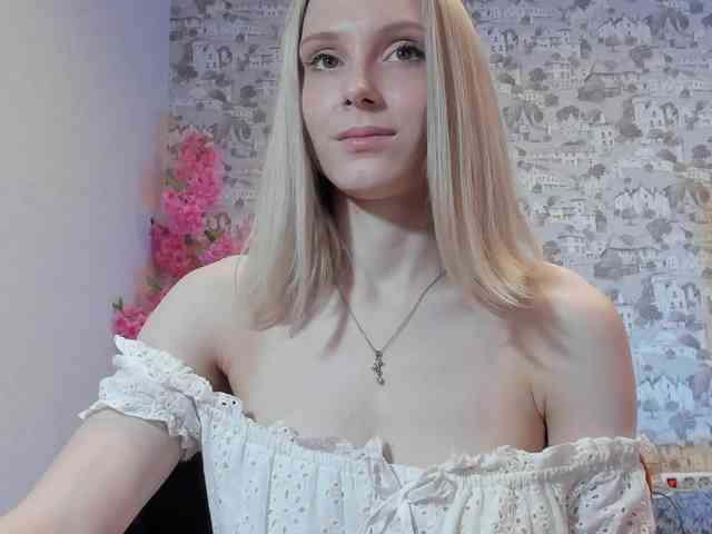 GinaGinaLove webcam