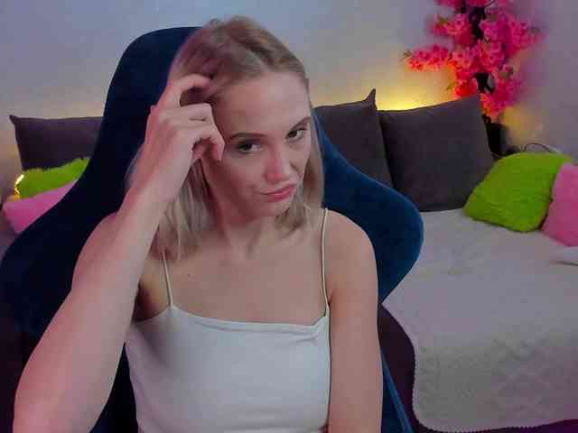 GinaGinaLove webcam