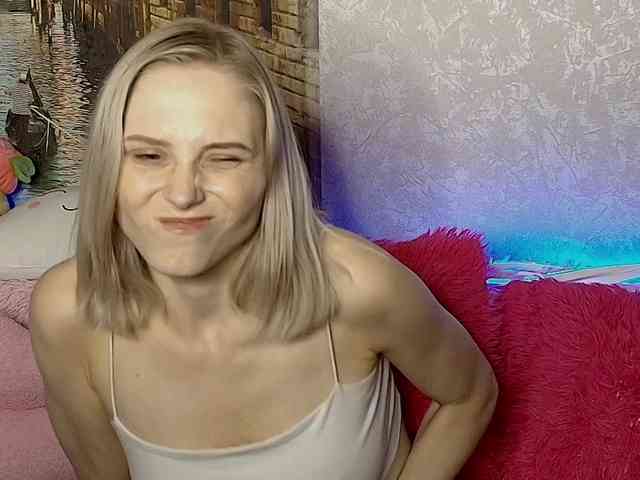 GinaGinaLove webcam