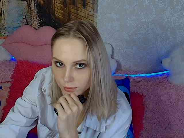 GinaGinaLove webcam