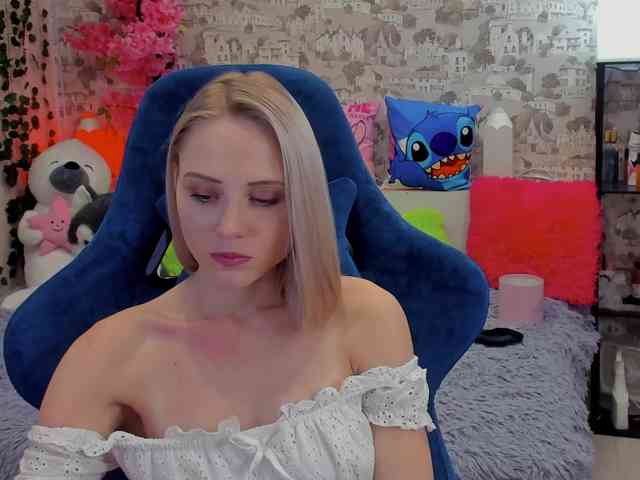 GinaGinaLove webcam