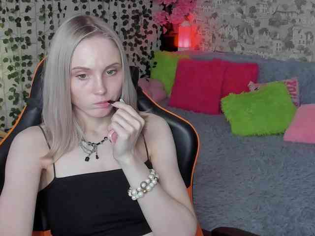 GinaGinaLove webcam
