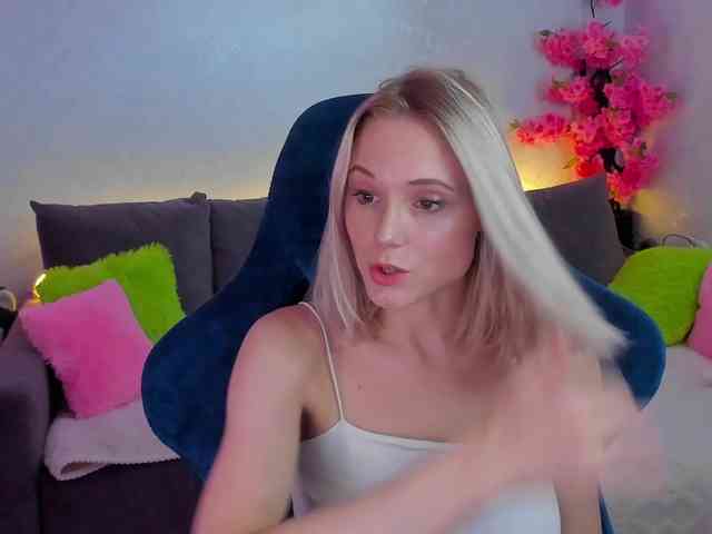 GinaGinaLove webcam