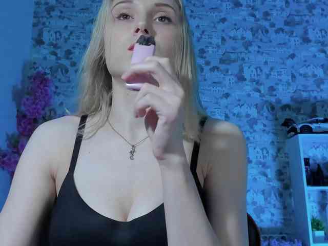 GinaGinaLove webcam