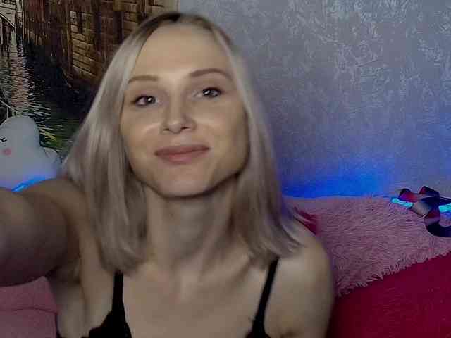 GinaGinaLove webcam