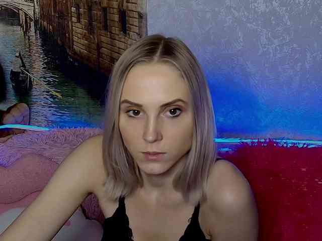 GinaGinaLove webcam
