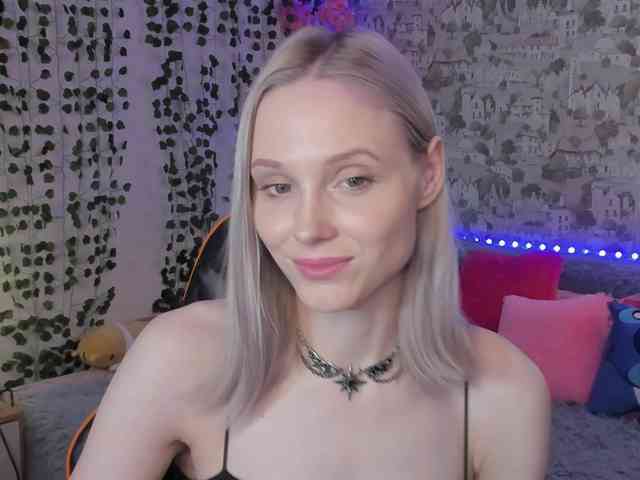 GinaGinaLove webcam