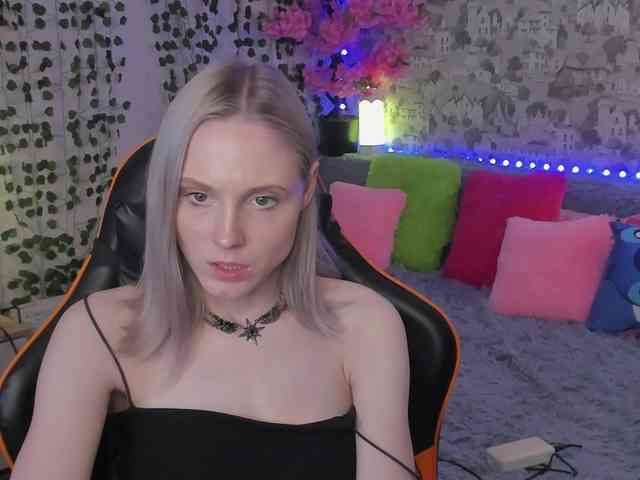 GinaGinaLove webcam