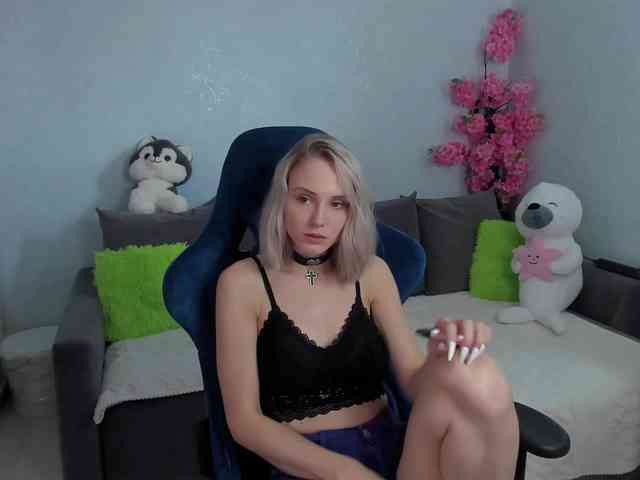 GinaGinaLove webcam