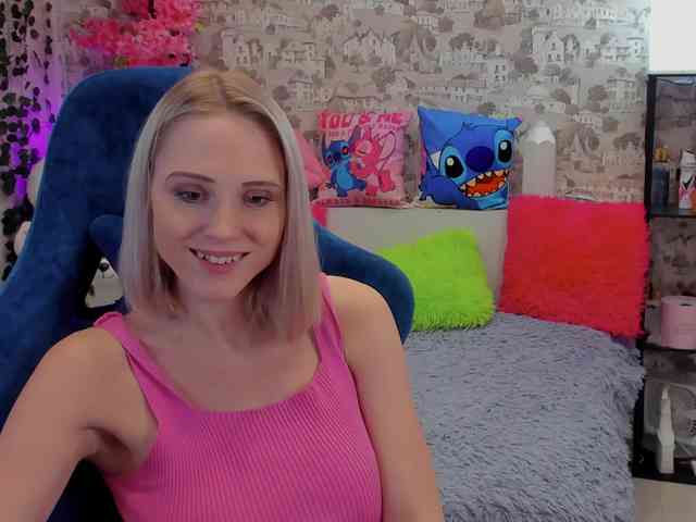 GinaGinaLove webcam