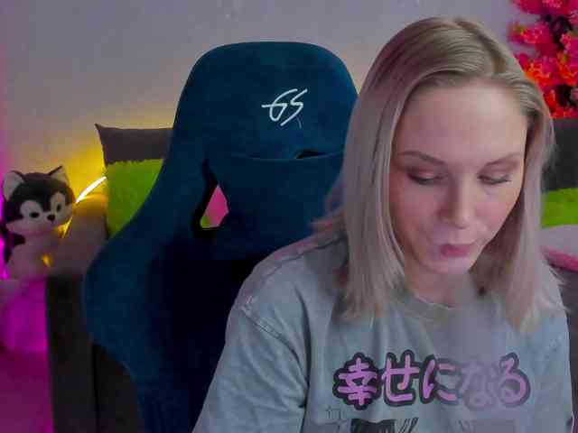 GinaGinaLove webcam