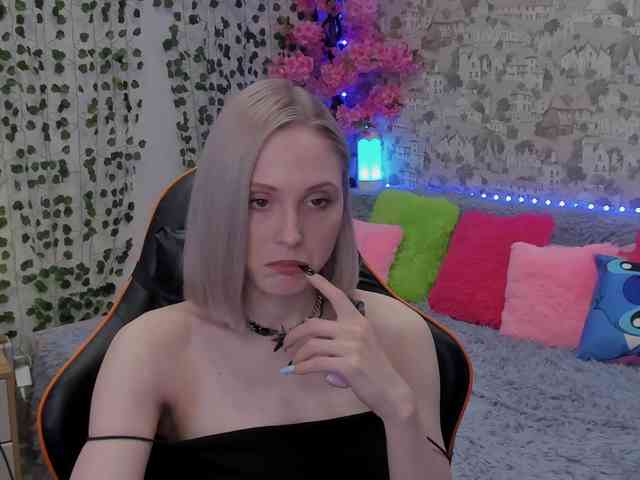 GinaGinaLove webcam