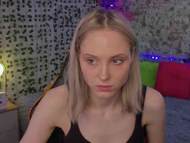 GinaGinaLove webcam