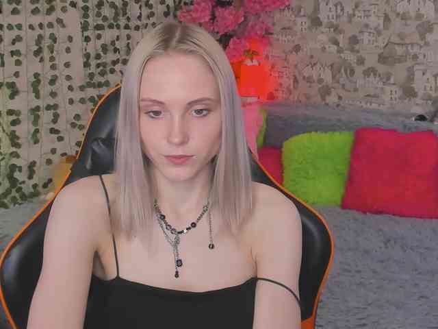 GinaGinaLove webcam
