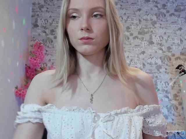 GinaGinaLove webcam
