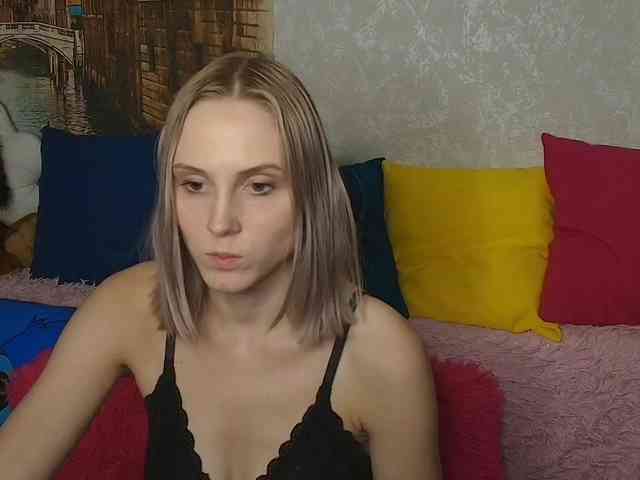 GinaGinaLove webcam