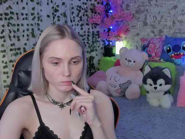 GinaGinaLove webcam