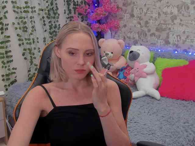 GinaGinaLove webcam