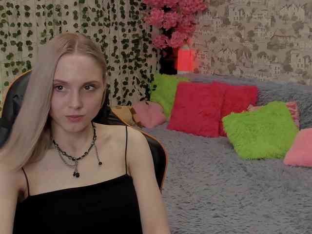 GinaGinaLove webcam