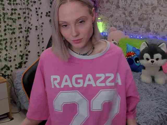 GinaGinaLove webcam