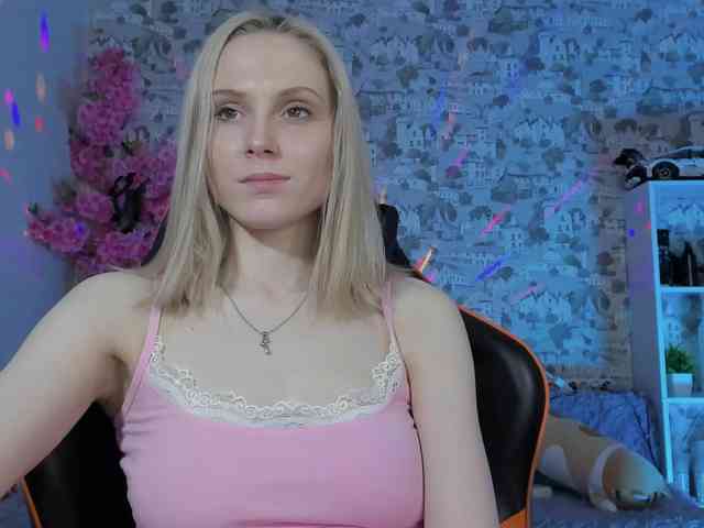 GinaGinaLove webcam
