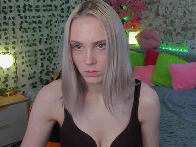 GinaGinaLove webcam