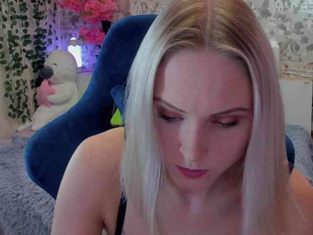 GinaGinaLove webcam