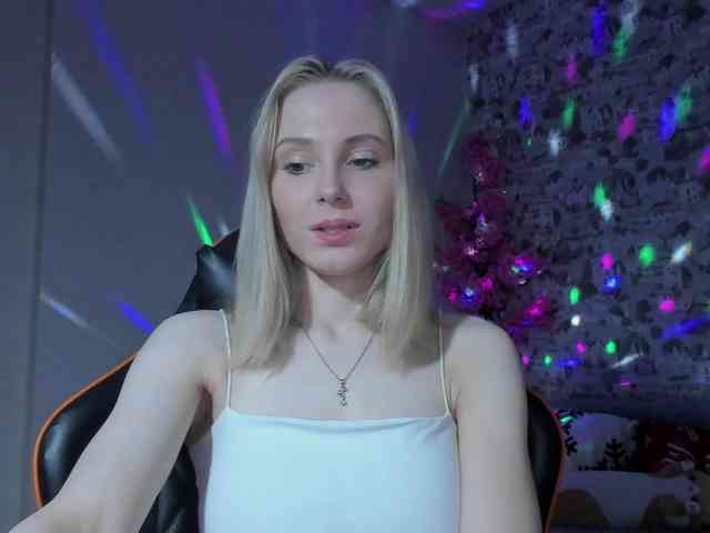 GinaGinaLove webcam