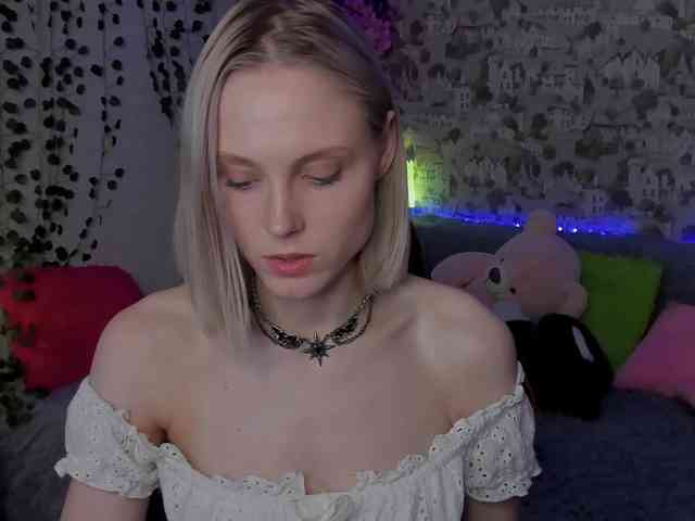 GinaGinaLove webcam
