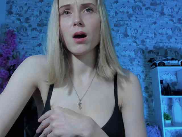 GinaGinaLove webcam