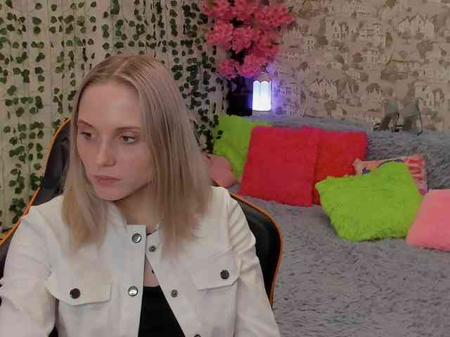 GinaGinaLove webcam